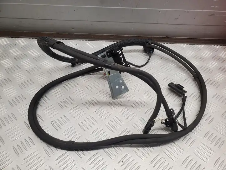 Mercedes-Benz SL R231 (2012 - 2019) A2318602592 Шланг (шланги) оконной жидкости лобового стекла — фото 4
