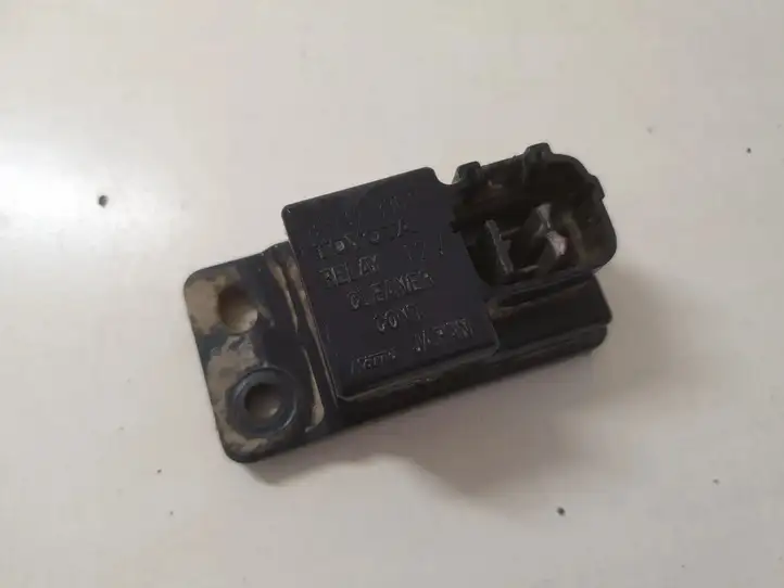 Toyota Land Cruiser (HDJ90) (1996 - 2002) 8594233010 Реле омывателя фар — фото 1