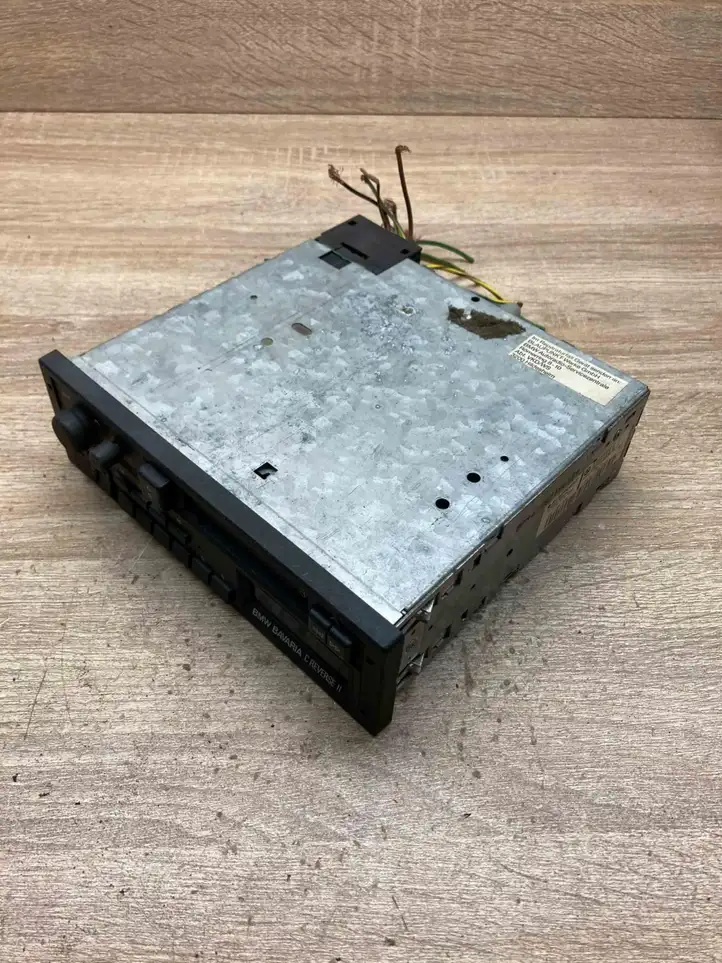 Peugeot 307   7649475040 Радио/ проигрыватель CD/DVD / навигация