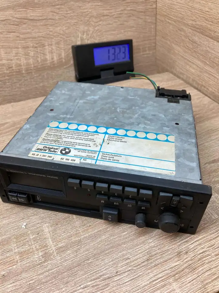 Peugeot 307   7649475040 Радио/ проигрыватель CD/DVD / навигация