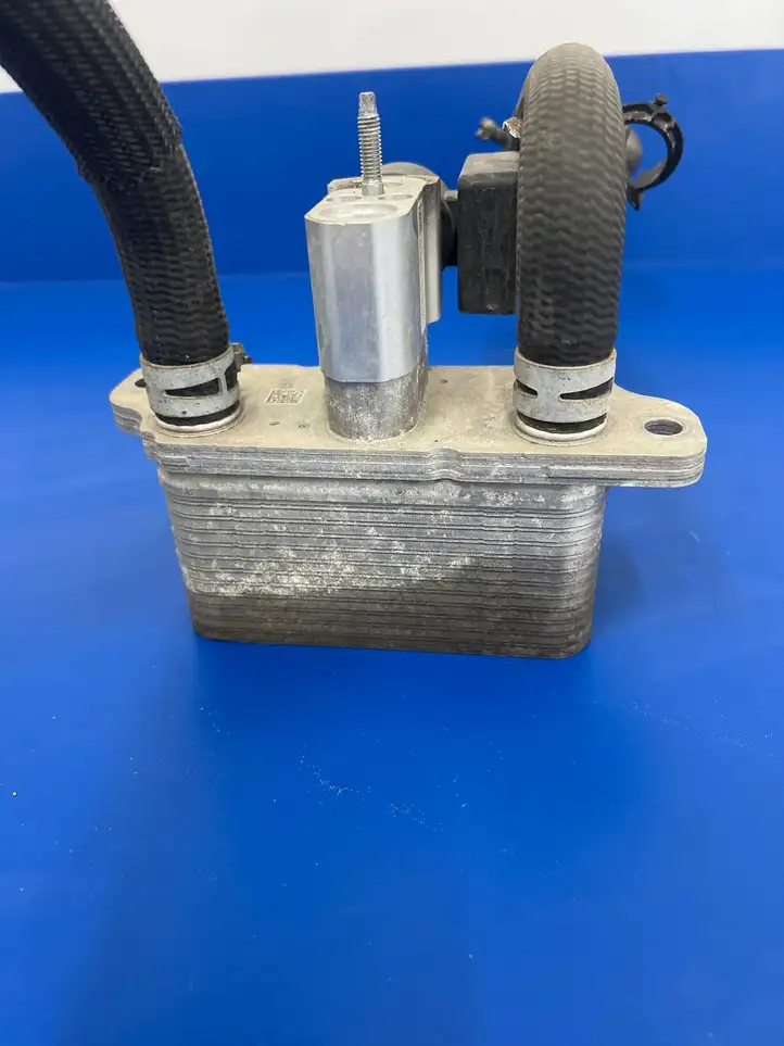 Tesla Model X (2015 - 2021)  103735700D Вентилятор гибридного / электрического автомобиля