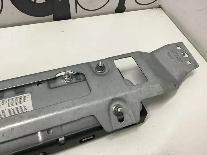 Volkswagen Touareg III (2018 - )  761880842E Подушка безопастности колен