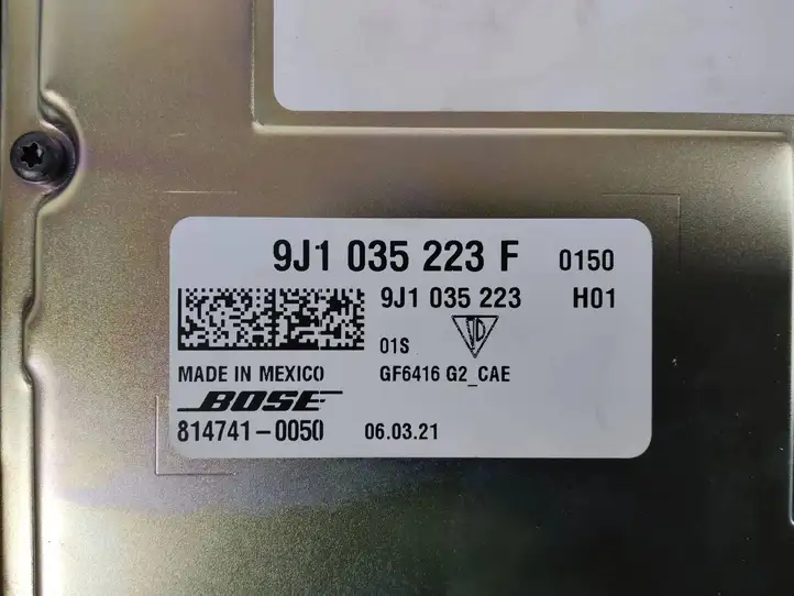Porsche Taycan 9J1 (2019 - ) 9J1035223F Усилитель звука — фото 5