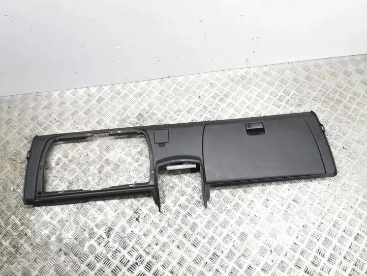 Nissan 350Z (2001 - 2009) 84909CD000 Крышка бардачка — фото 1