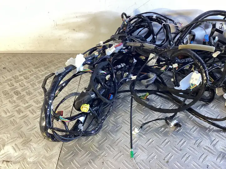 Nissan Qashqai (2013 - 2017) 240604EA5E Прочая электропроводка — фото 2