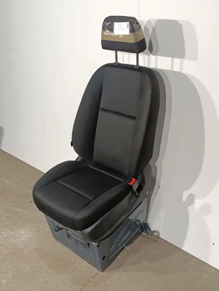 Mercedes-Benz Sprinter W907 W910 (2018 - ) Переднее сиденье пассажира — фото 8
