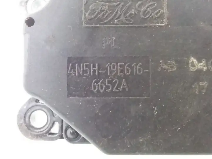 Volvo V50 (2004 - 2008) 4N5H19E616 Двигатель задвижки потока воздуха — фото 4