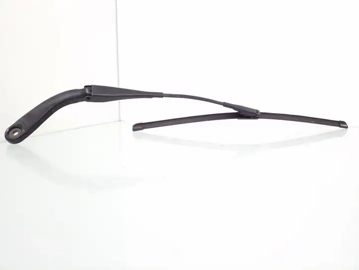 BMW 3 F30 F35 F31 (2012 - 2018) 7260482 Дворники лобового стекла — фото 1