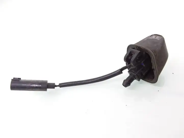 BMW 3 E92 E93 (2005 - 2014) 8365385 Форсунка омывателя лобового стекла — фото 1