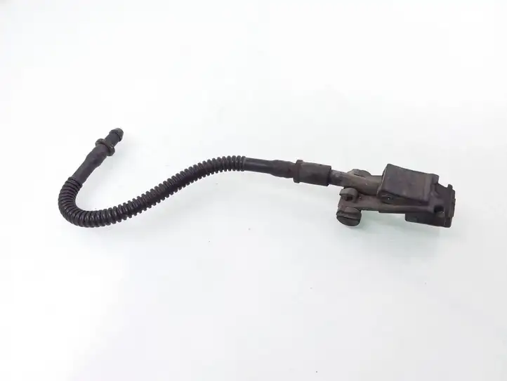Volkswagen Golf IV (1998 - 2005) 3B0955985C Форсунка омывателя лобового стекла — фото 3