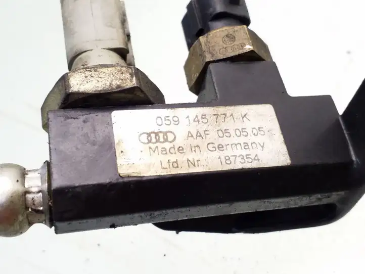 Audi A4 S4 B7 8E 8H (2004 - 2009) 059145771K Трубки масляной системы — фото 2