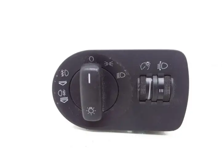 Audi A3/S3 8P (2003 - 2005) 8P1941531C Включатель фонарей — фото 1