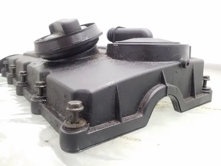Audi A3/S3 8P (2003 - 2005) 03G103475 Крышка головки блока цилиндров — фото 4