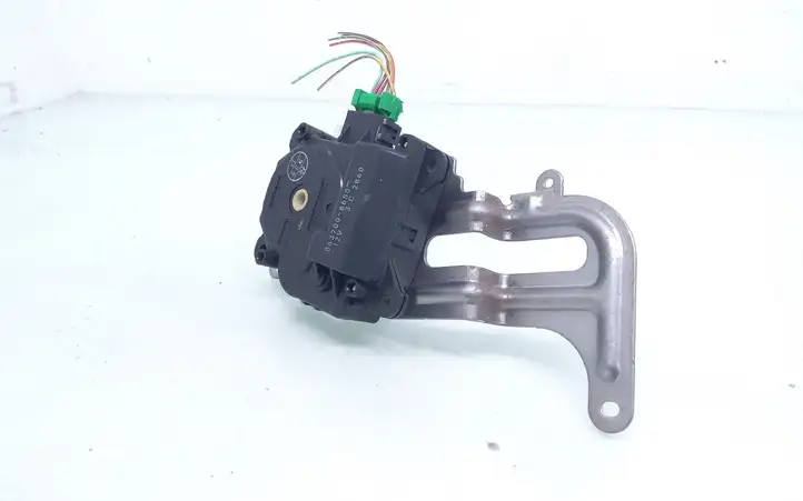 Honda Civic (2001 - 2005) 0637008650 Двигатель задвижки потока воздуха — фото 2