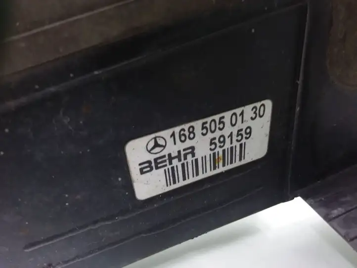 Mercedes-Benz A W168 (1997 - 2004) 1685050130 Дифузор радиатора — фото 4