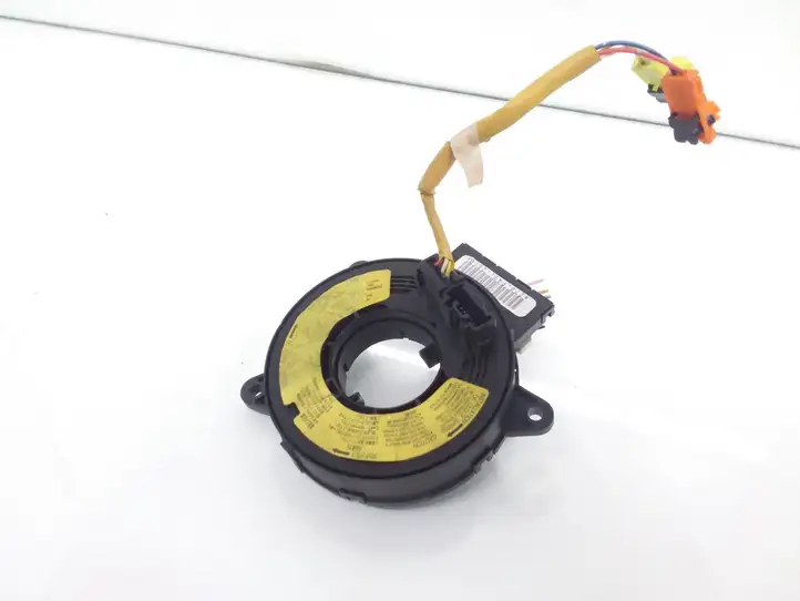 Mazda 6 (2002 - 2005) Z70P492010 Контактное кольцо SRS — фото 1