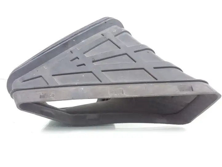 Audi A4 S4 B8 8K (2007 - 2011) 1020448S01 Детали воздухозаборника — фото 3