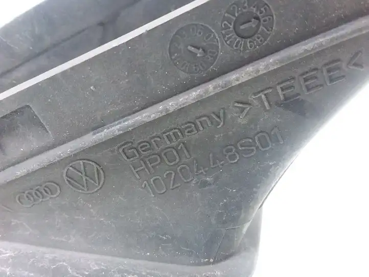Audi A4 S4 B8 8K (2007 - 2011) 1020448S01 Детали воздухозаборника — фото 4