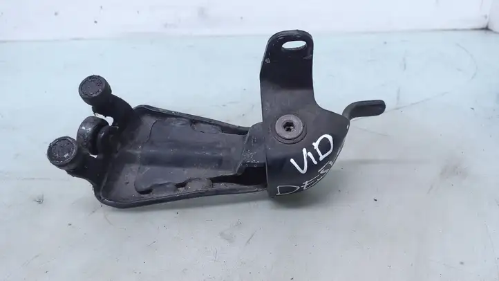 Mercedes-Benz Vito Viano W639 (2003 - 2010) A6397601147 Средняя направляющая ролика раздвижной двери — фото 1