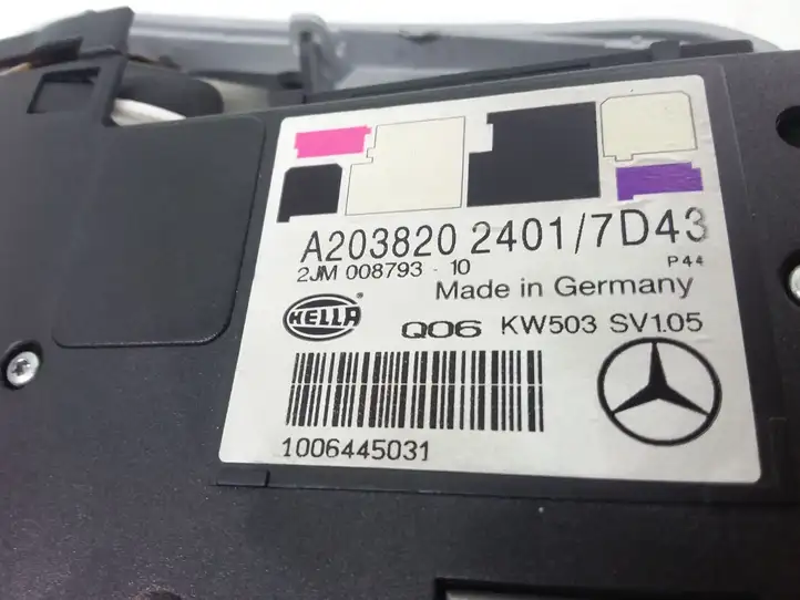 Mercedes-Benz C W203 (2000 - 2007) A2038202401 Передняя подсветка — фото 4