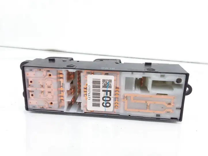 Subaru Forester SH (2008 - 2013) 157447 Кнопка стеклоподъемников — фото 2