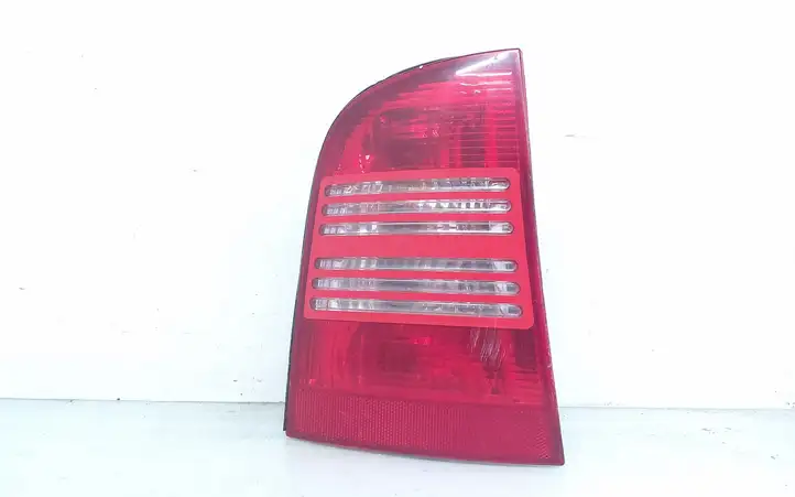 Skoda Octavia Mk1 (1U) (1996 - 2004) 086651904L Задний фонарь в кузове — фото 1