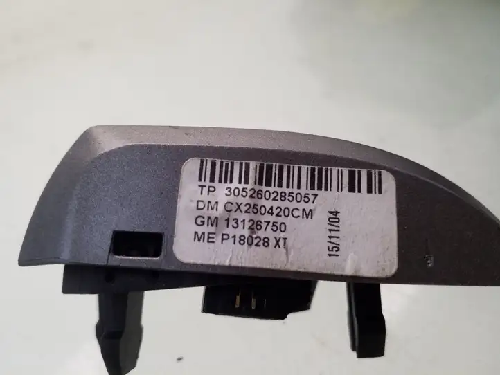 Opel Astra H (2004 - 2009) 13126750 Кнопки на рулевом колесе — фото 3