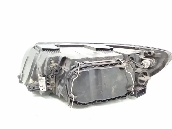 Volvo V50 (2004 - 2008) 31335222 Передняя фара — фото 3