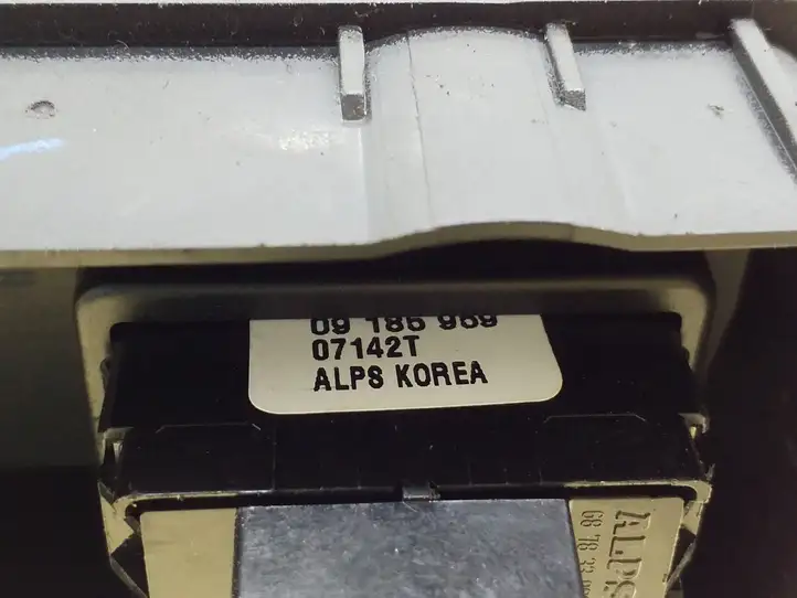 Opel Vectra C (2005 - 2009) 09185959 Блок кнопок стеклоподъемников — фото 4