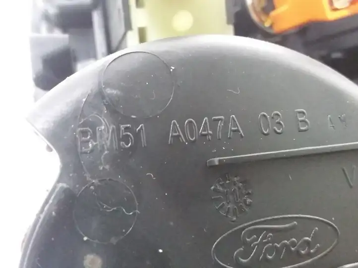 Ford Focus (2011 - 2015) BM5T19K314AD Включатель обогрева — фото 4