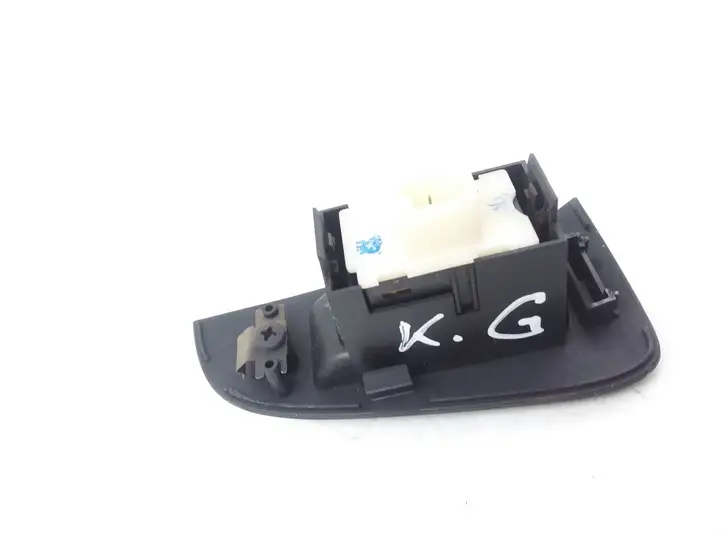 Toyota Avensis T250 (2003 - 2006) 8481005050 Блок кнопок стеклоподъемников — фото 2