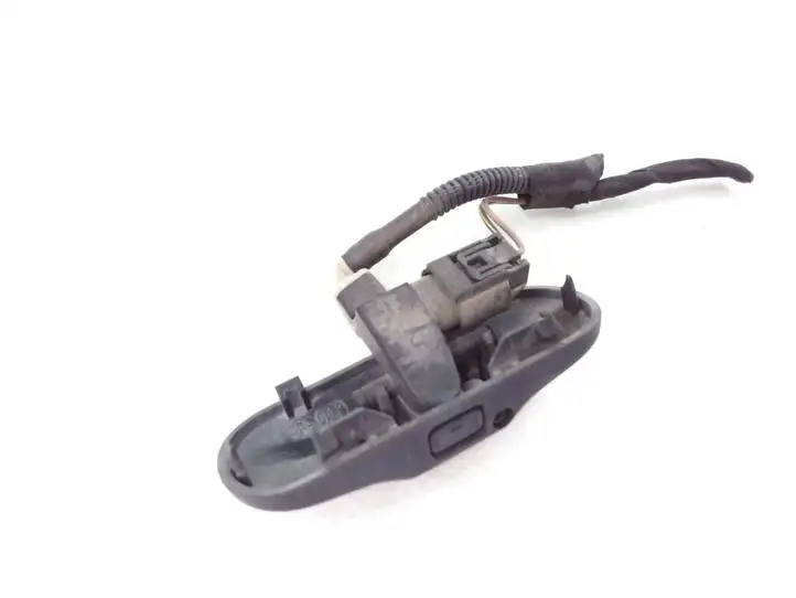 Volkswagen PASSAT B6 (2005 - 2010) 5M0955986C Форсунка омывателя лобового стекла — фото 2