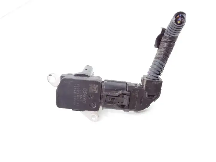 Toyota Auris E180 (2012 - 2018) 222040V020 Датчик массового расхода воздуха — фото 2