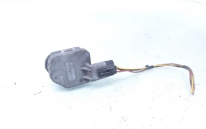 Opel Astra G (1998 - 2004) 90590665 Двигатель задвижки потока воздуха — фото 1
