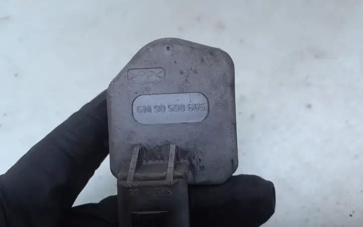 Opel Astra G (1998 - 2004) 90590665 Двигатель задвижки потока воздуха — фото 3