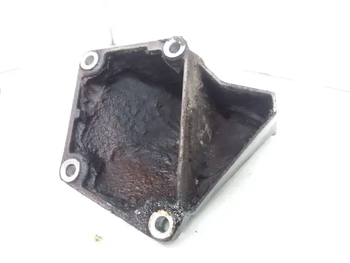 Audi A6 S6 C5 4B (2001 - 2004) 4B0199307E Кронштейн двигателя — фото 2