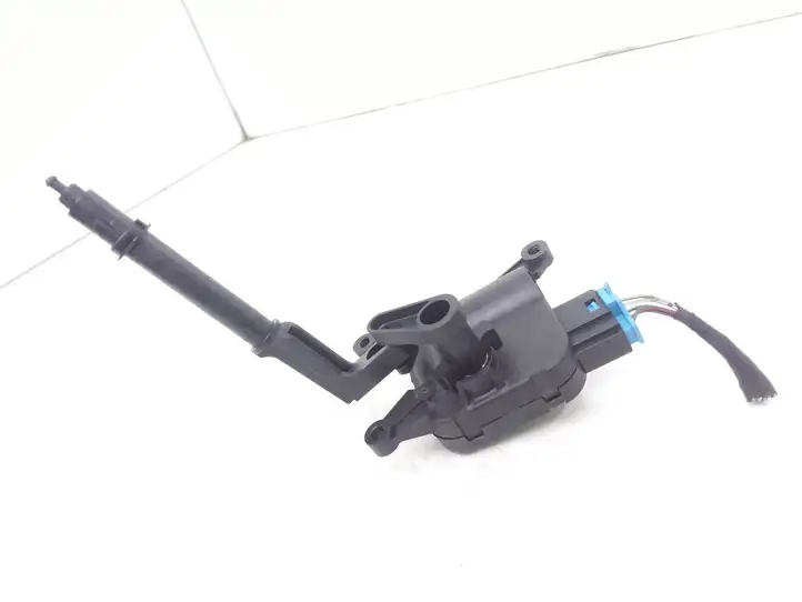 Volkswagen PASSAT B7 (2011 - 2014) 3C0907511 Двигатель задвижки потока воздуха — фото 1