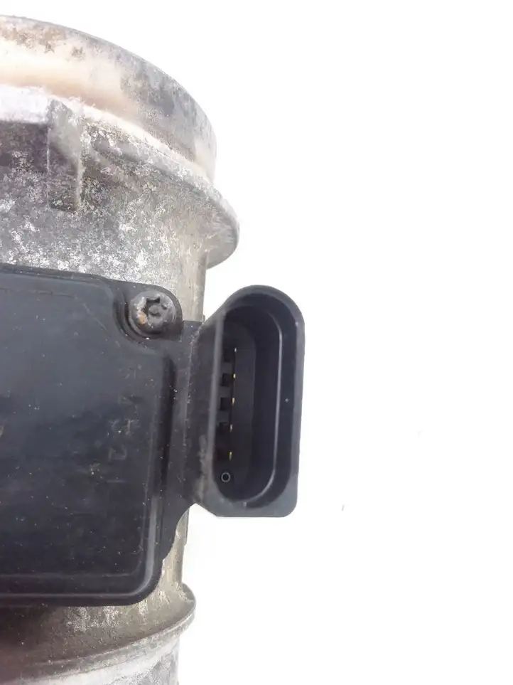 Audi A6 S6 C5 4B (2001 - 2004) 059906461G Датчик массового расхода воздуха — фото 3