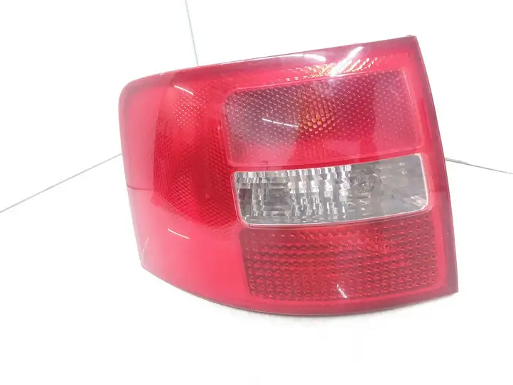 Audi A6 S6 C5 4B (2001 - 2004) 4B9945095F Задний фонарь в кузове — фото 2