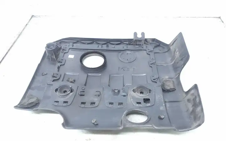 Volkswagen PASSAT B6 (2005 - 2010) 03G103925BP Крышка двигателя декоративная — фото 3