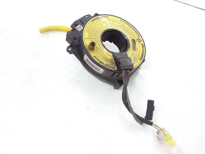 Nissan Primera (2000 - 2001) 68J0381H Контактное кольцо SRS — фото 1