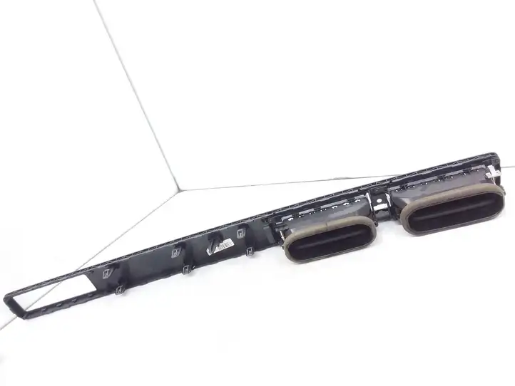 Volvo XC70 (2007 - 2013) 30755181 Центральный воздушный дефлектор — фото 2
