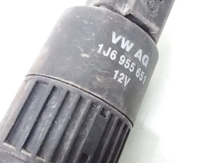 Volkswagen Golf IV (1998 - 2005) 1J6955651 Насос омывателя стекла — фото 4