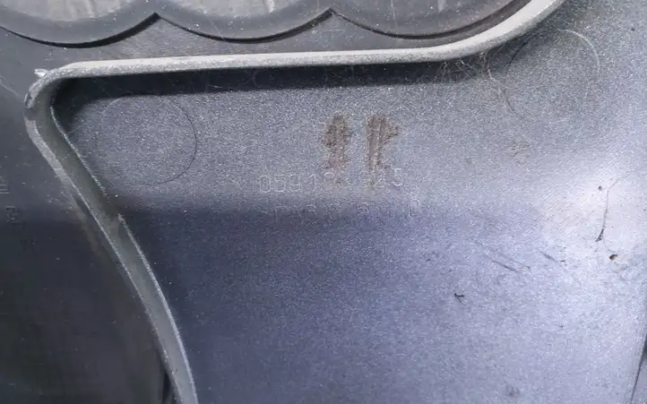 Audi A4 S4 B6 8E 8H (2000 - 2006) 059103925 Крышка двигателя декоративная — фото 5