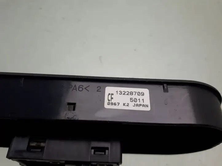 Opel Zafira B (2006 - 2008) 13228709 Блок кнопок стеклоподъемников — фото 2