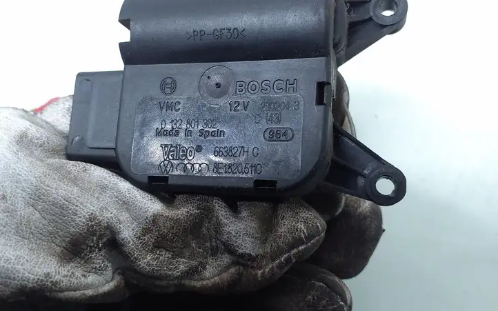 Audi A4 S4 B6 8E 8H (2000 - 2006) 0132801302 Двигатель задвижки потока воздуха — фото 3