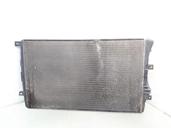 Skoda Octavia Mk2 (1Z) (2004 - 2013) 1K0121253AA Радиатор охлаждающей жидкости двигателя — фото 2