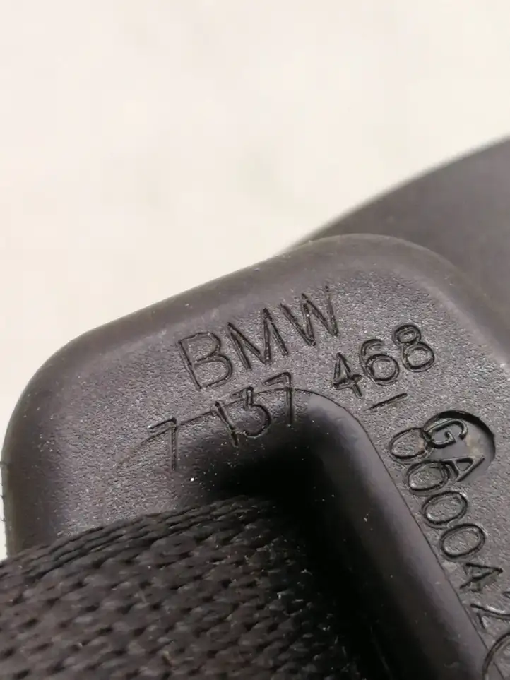 BMW 3 E90 E91 (2005 - 2012) 7137468 Задний ремень безопасности — фото 4