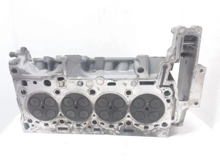 BMW 5 F10 F11 (2009 - 2016) 7810465 Головка блока цилиндров — фото 2