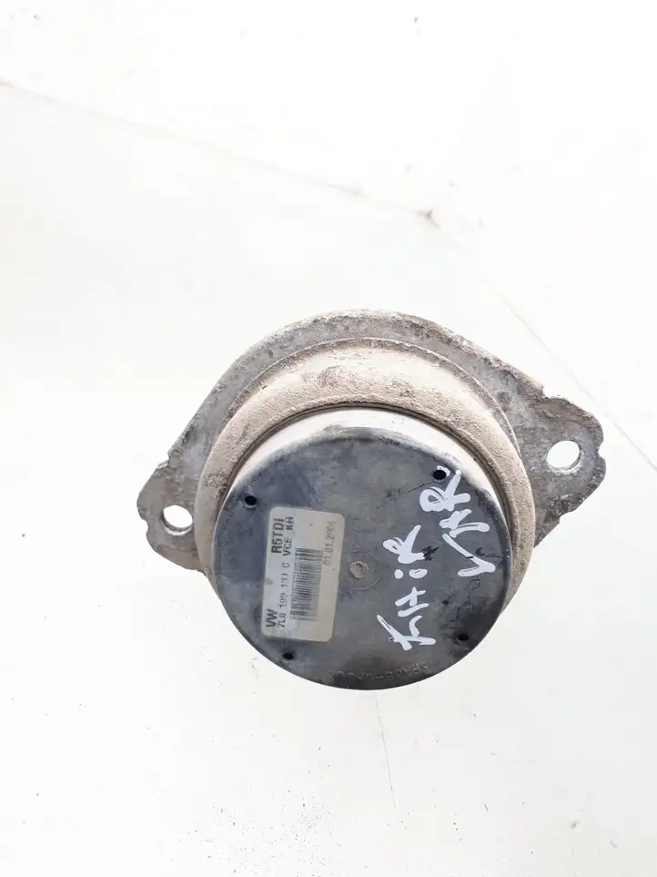 Volkswagen Touareg I (2002 - 2010) 7L6199131C Опора двигателя — фото 3